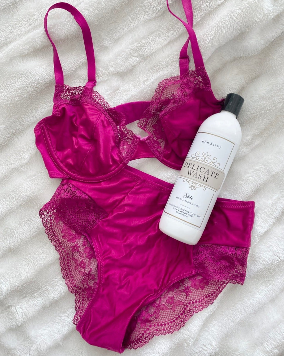 Delicate Wash & Matching Fine Fragrance SET